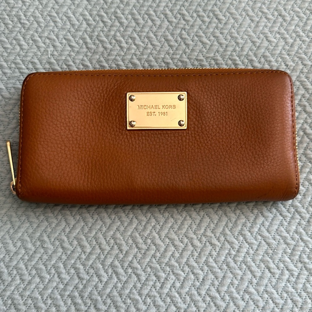 Michael Kors Brown Zip Wallet